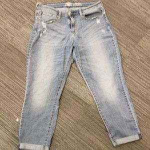 Signature Levi Strauss mid rise slim boyfriend